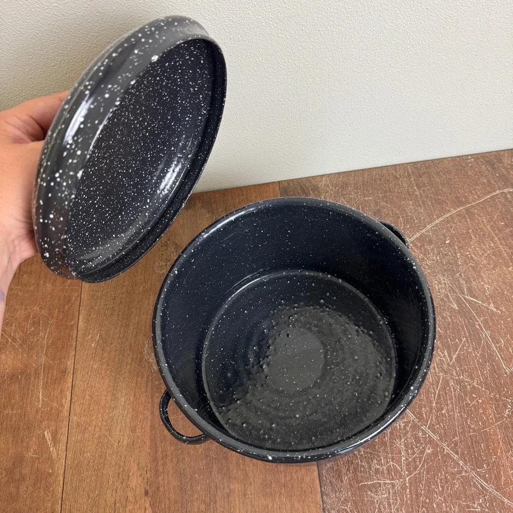 Vintage Black White Speckled Enamel Granite Ware Stock‎ Pot with lid
